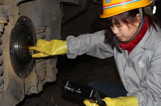 超聲波探傷儀操作人員應該具備失效分析的能力